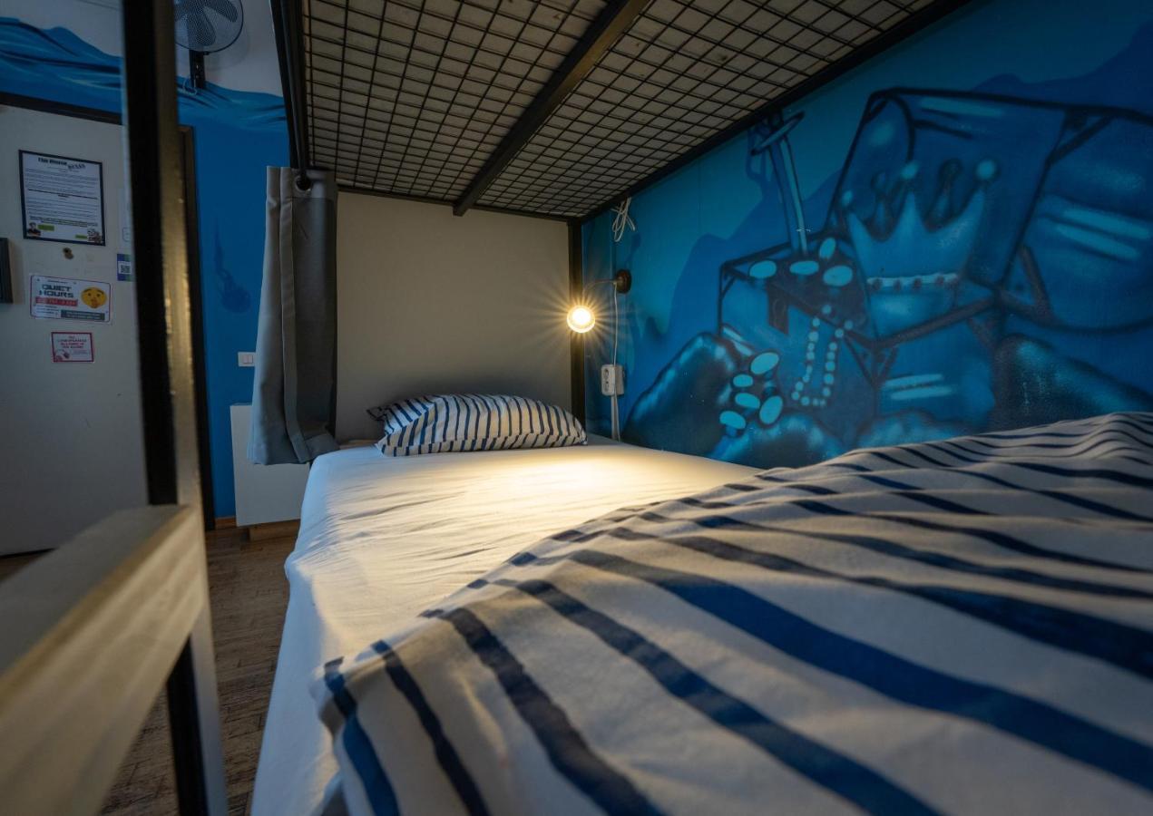 The Madhouse Hostal *